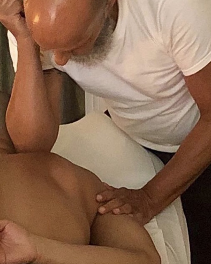 Massaggio circolatorio per ritenzione idrica a Genova